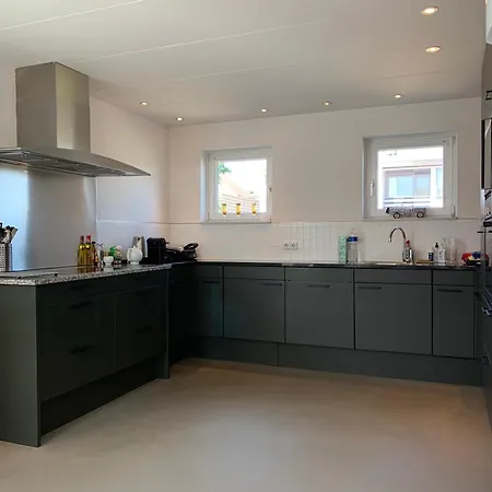 Villa Heerlijke Met Zwembad En Sauna Bij Het